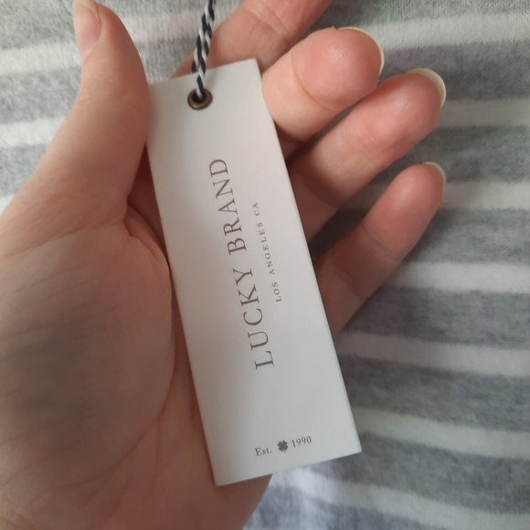 Lucky Brand Striped Top M NWT - Picture 5 of 6